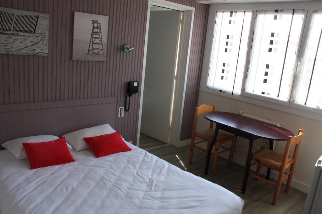 Hotel La Cote Sauvage Les Sables-dʼOlonne Habitación foto
